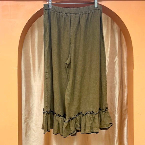 Pantaloons by Susana’s Studio in Ginger - Picture 4 of 6